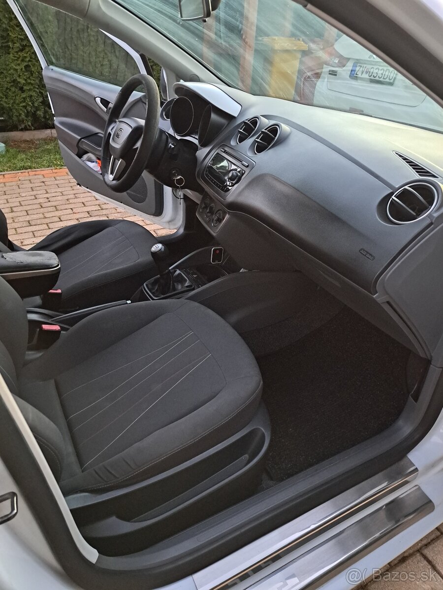 Seat Ibiza 1.4 benzín 63KW - 9