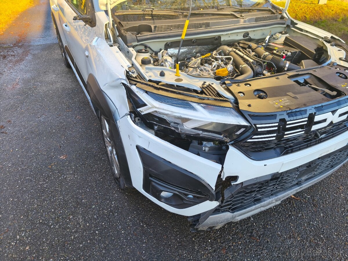 Dacia Jogger 1.0 TCe, 7 míst, 7.394 km - 9