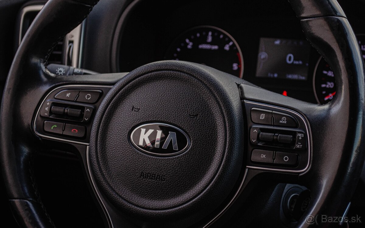 Kia Sportage 2.0 CRDi 4WD AT - 9