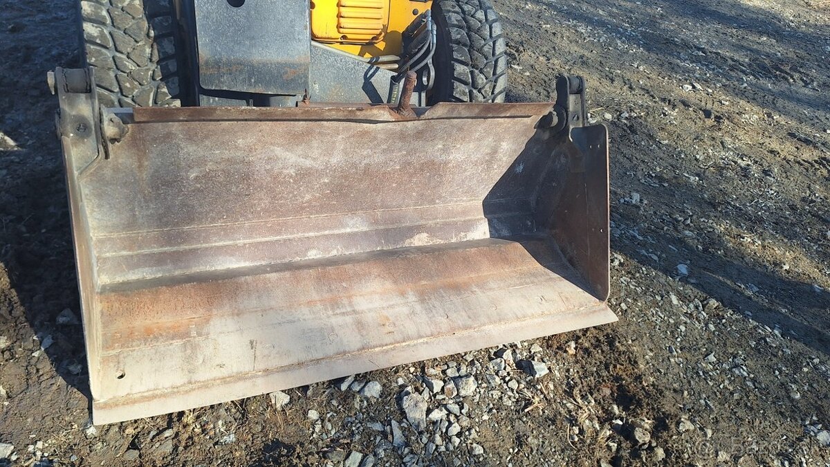 JCB R190 - smykem řízený nakladač - 9