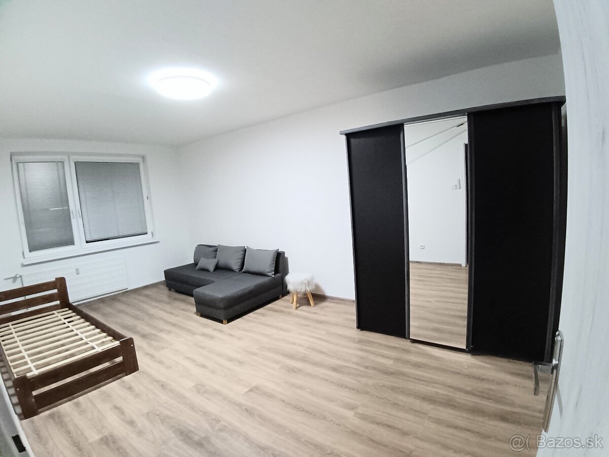Prenájom 3 izbového bytu - 9