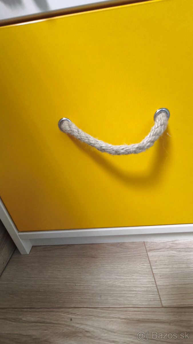 Skriňa na hračky - 9