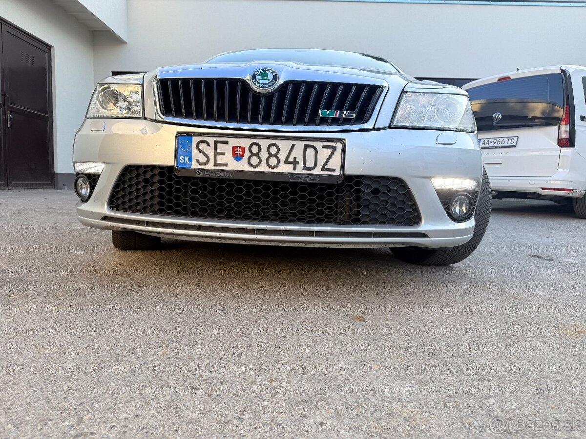 Škoda Octavia combi RS 147 KW benzín DSG 6 r.2012 - 9
