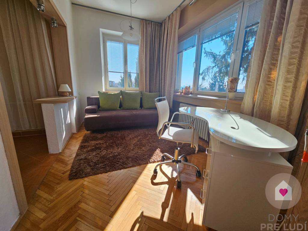 3,5 IZBOVÝ KOMPLETNE ZARIADENÝ BYT (110 m2) V RD, BA- STARÉ - 9