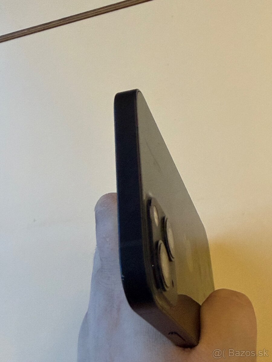 Predám Apple IPhone 13 128GB Black Stav Nového Telefonu - 9