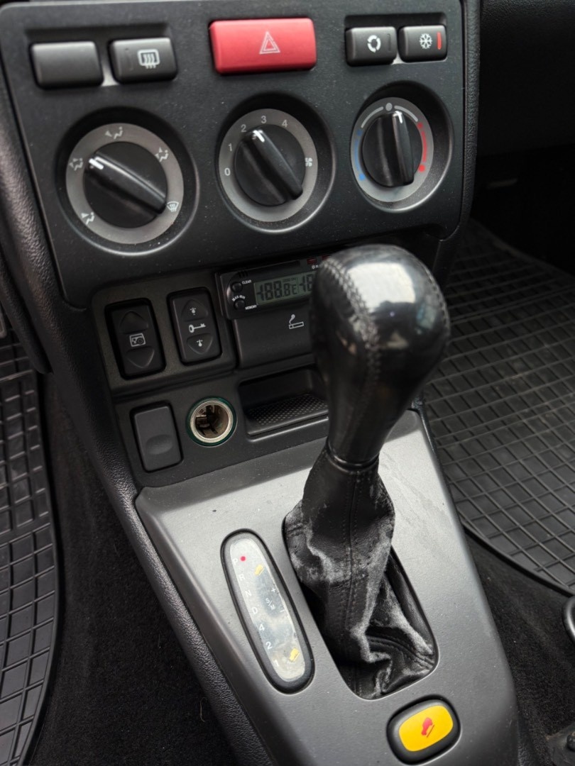 Land Rover Freelander 2.0 Td4 A/T - 9