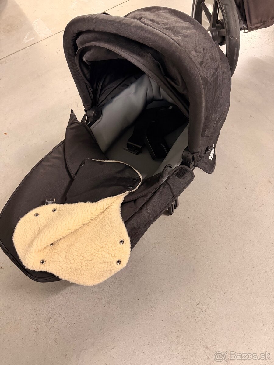 THULE Urban Glide 2 + vanička - 9