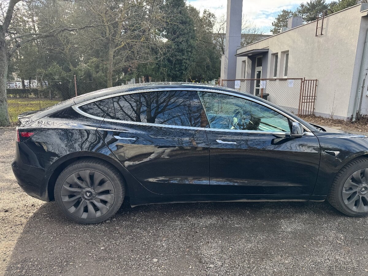 Tesla Model 3 Standard Range Plus (Premium) - 9