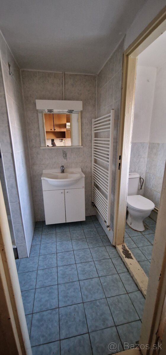 2 izbový byt v Tlmačoch Lipník - 9