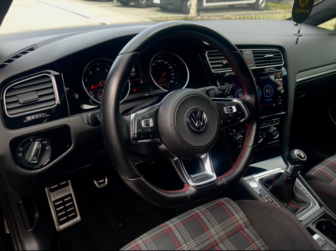 Volkswagen Golf VII GTI 169KW - 9