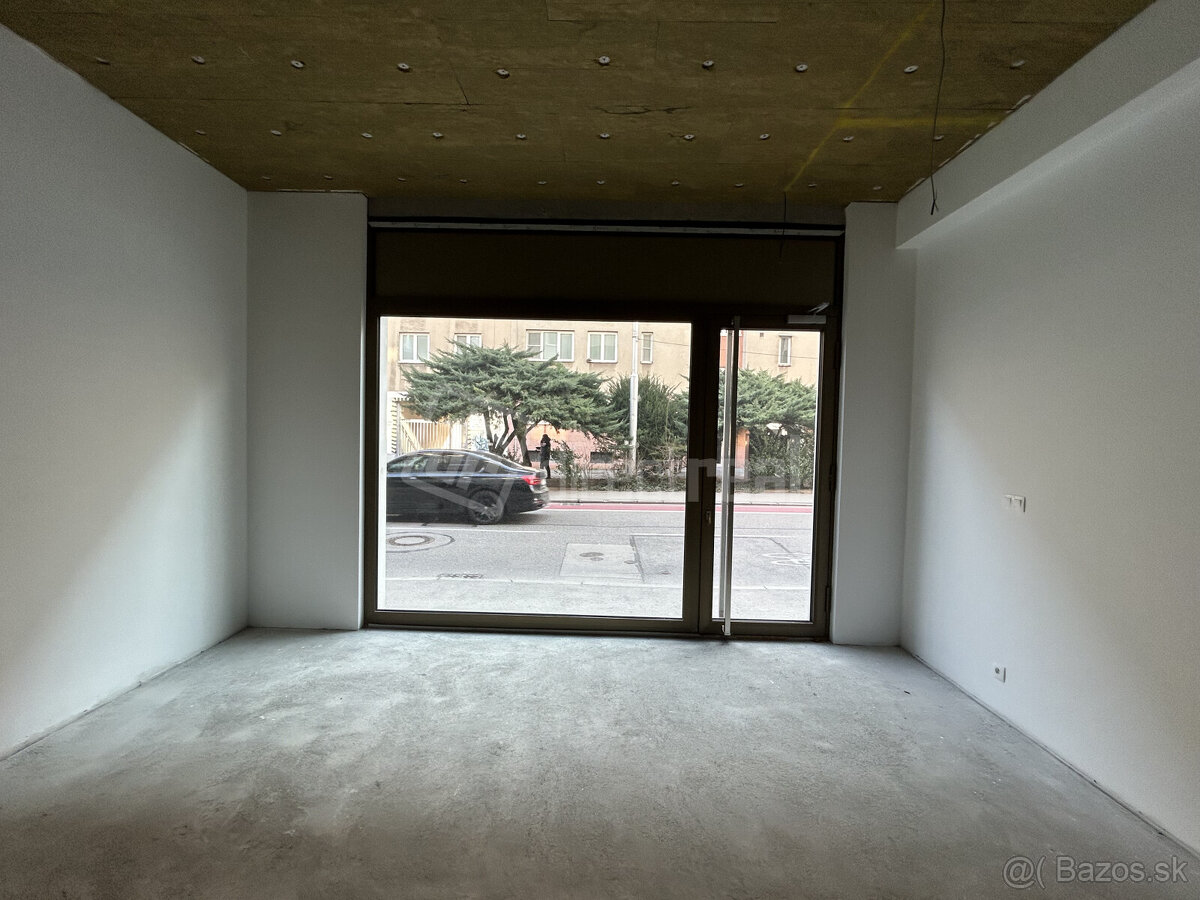 Obchodno-administratívny priestor 84m2, Top Lokalita, No… - 9