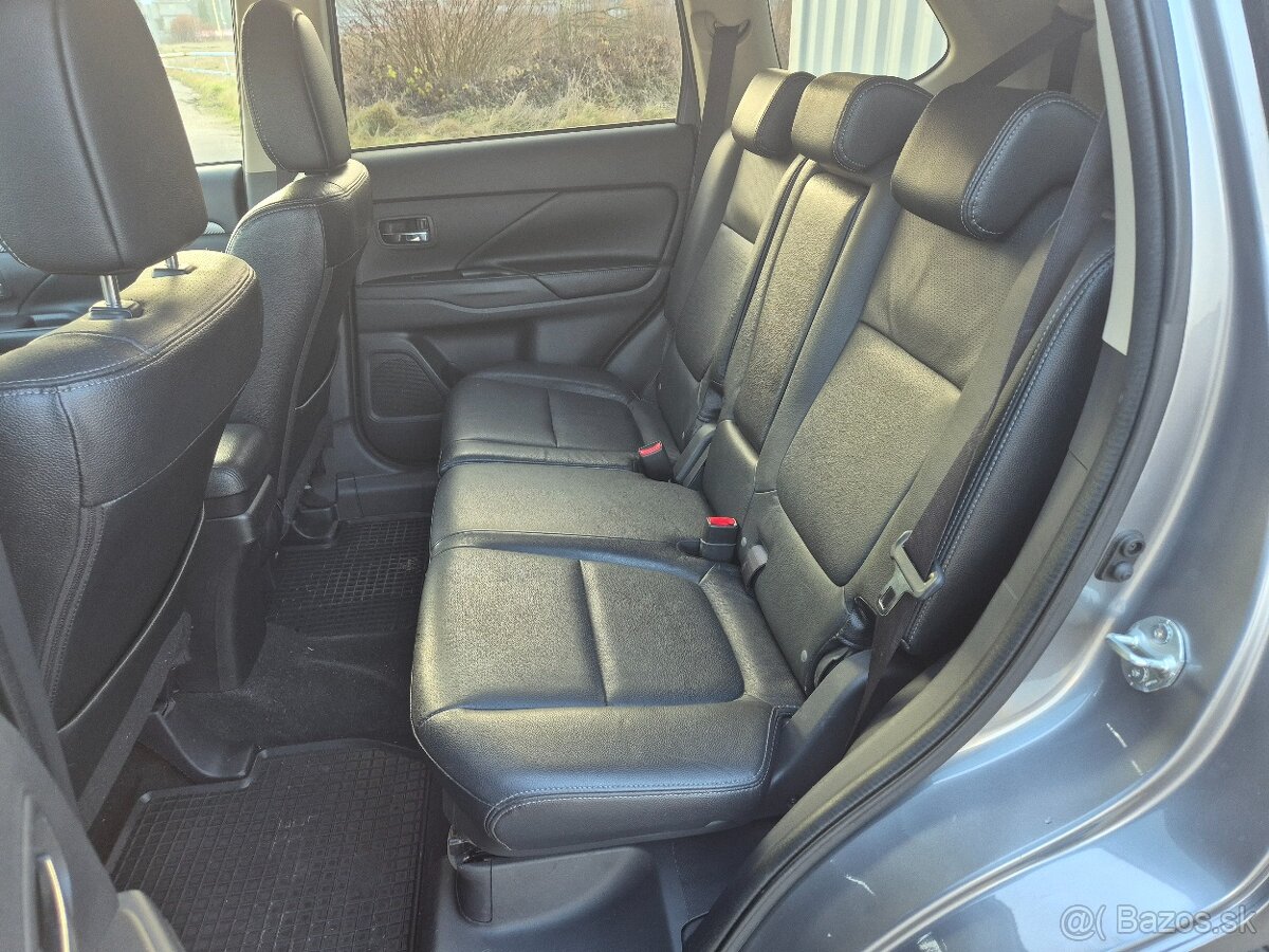 Mitsubishi Outlander 2.2 DI-D Intense+ - 9