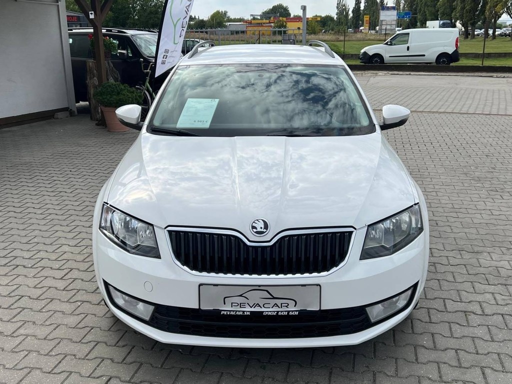 Škoda Octavia Combi 1.6 TDI Ambition - 9