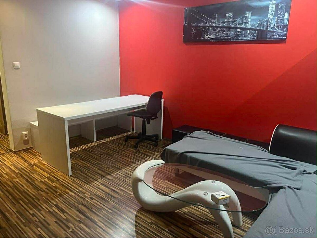 Prenajmem 3i byt - 9