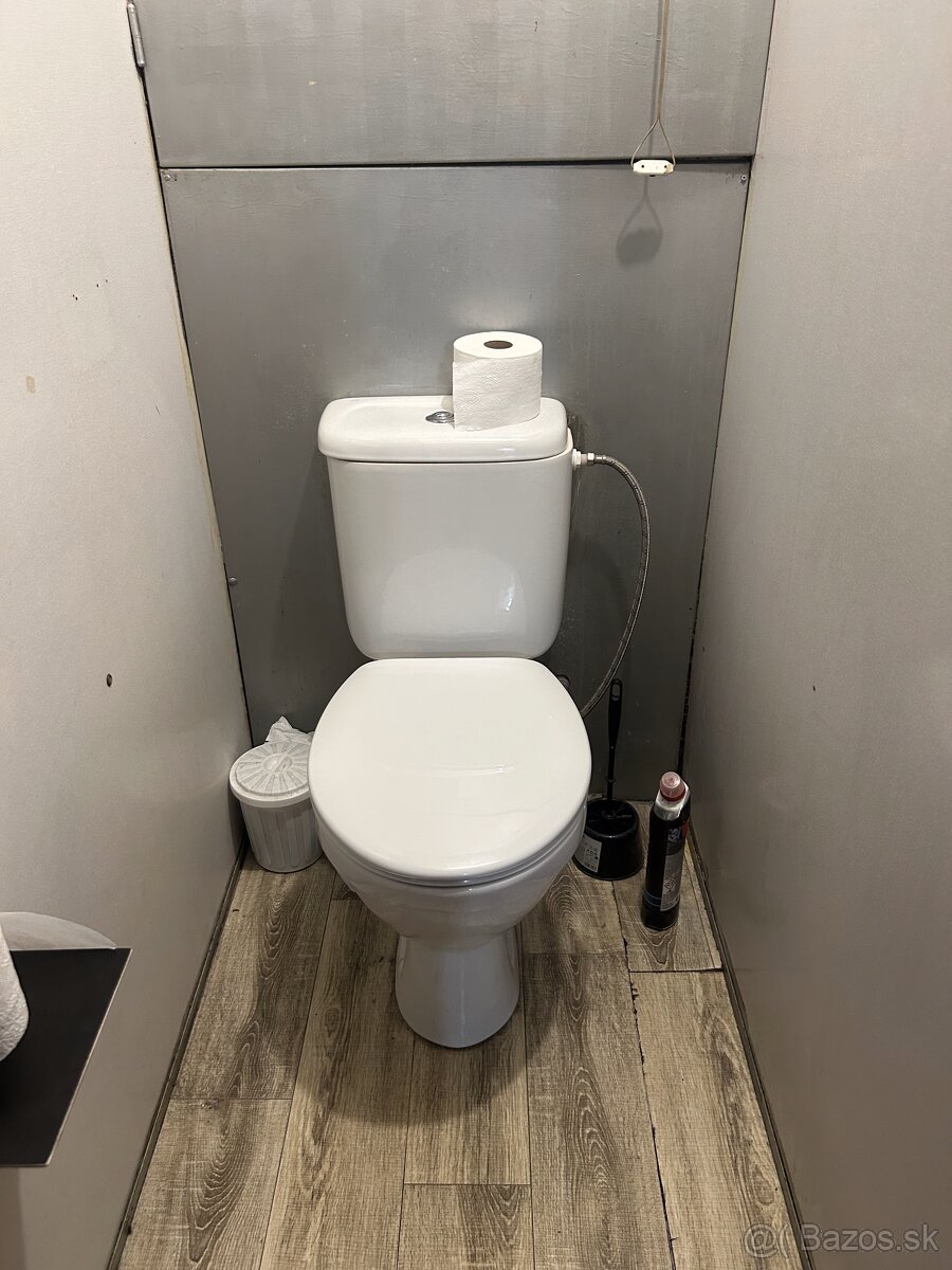 Prenájom 1i v 3izbovom byte - 9