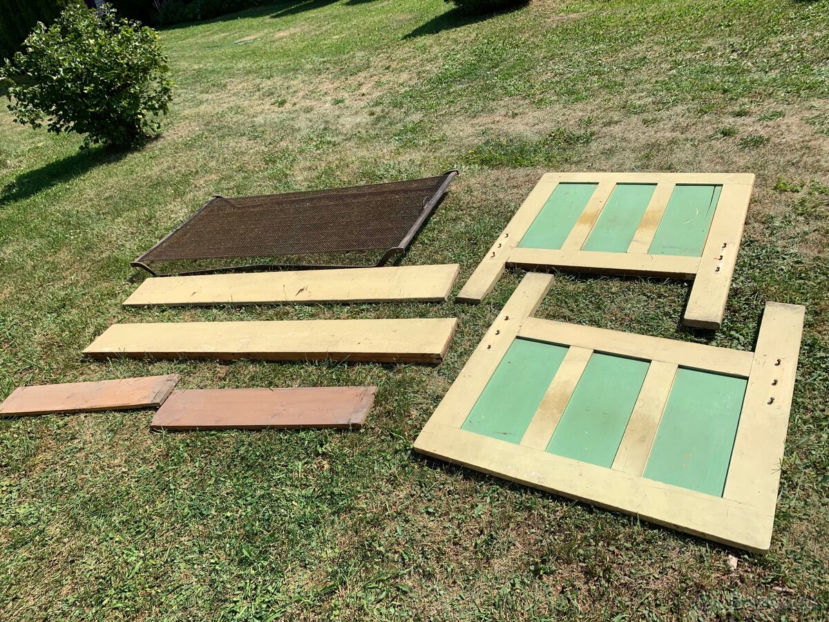 Starožitná posteľ - 9