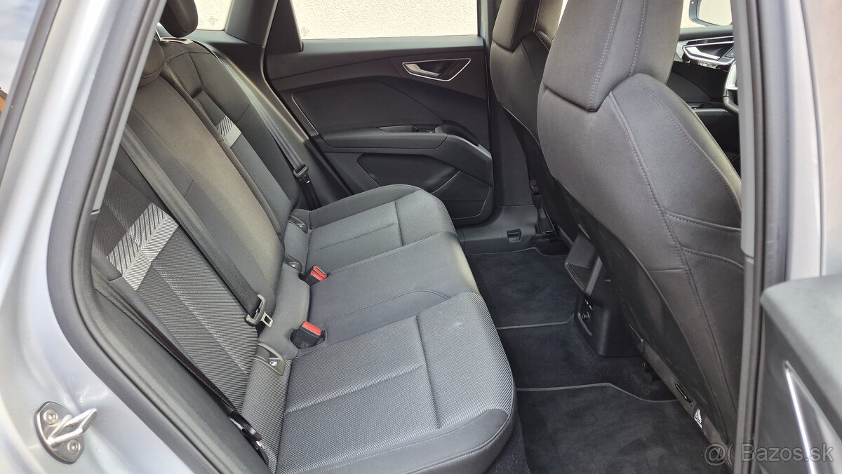 AUDI Q4 e-tron 45 S-Line odpočet DPH - 9