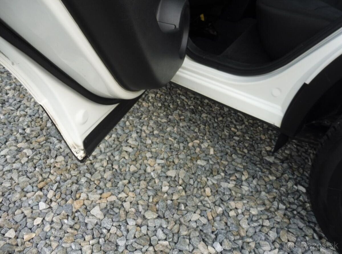 Nissan Qashqai 2.0DCi 4x4 150PS N-TECH FULL - 9