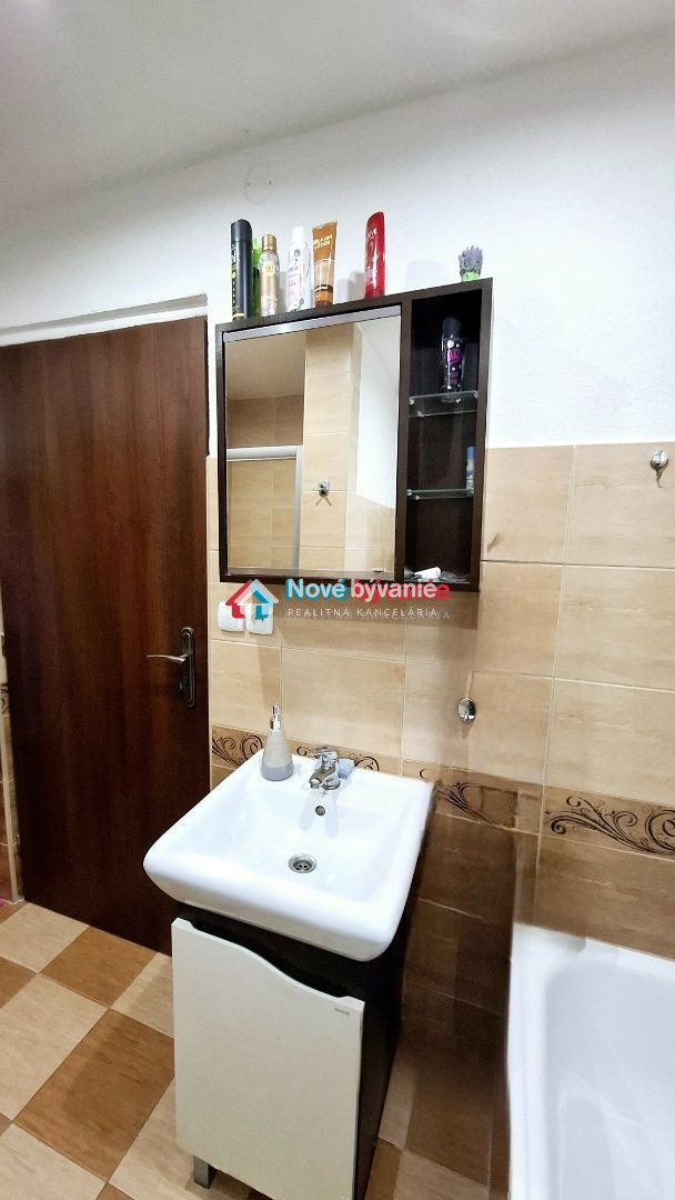 ZNÍŽENÁ CENA Na predaj zrekonštruovaný dom, Ubľa (N003-12-M - 9