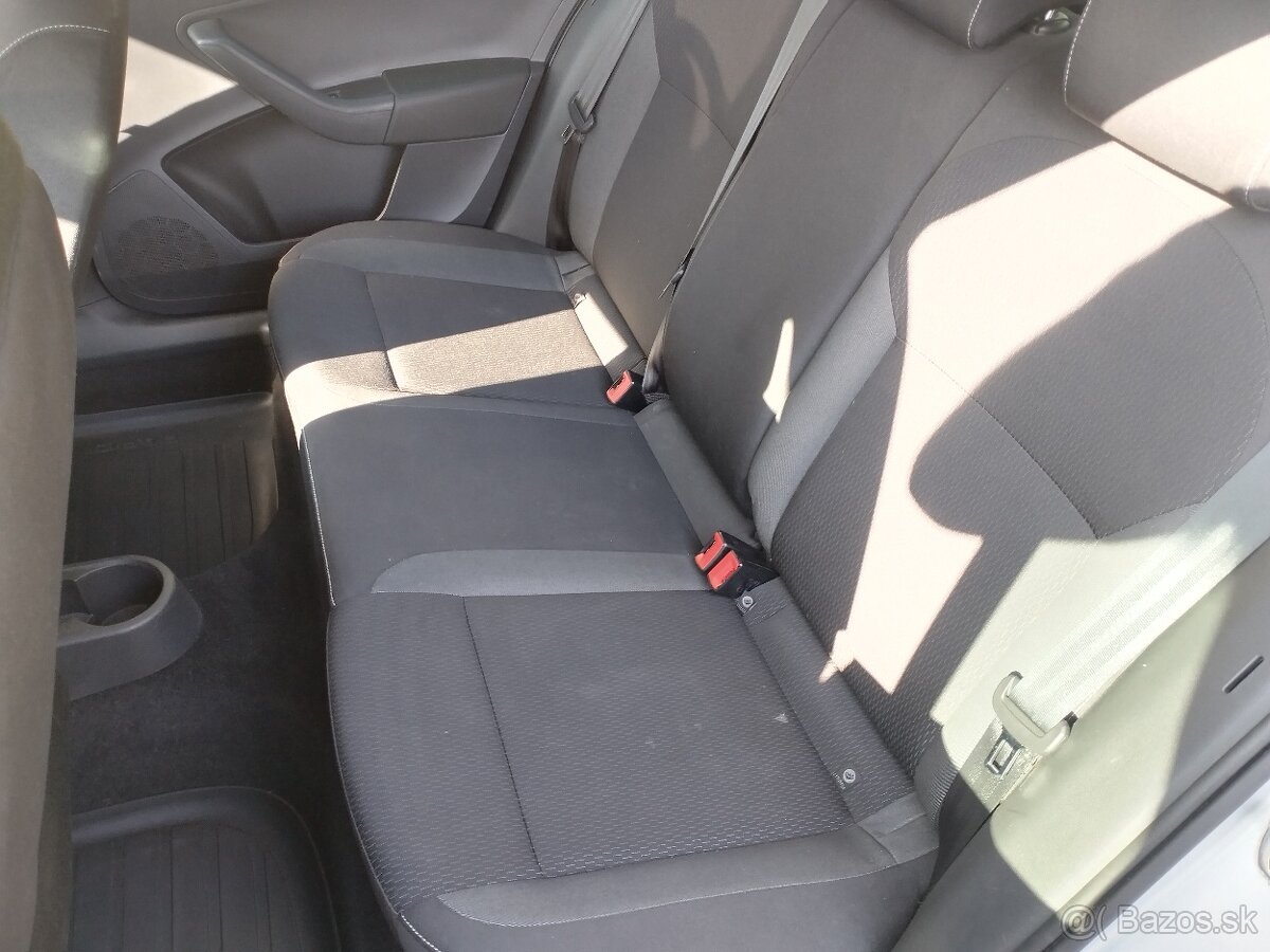 Predám Škoda Rapid Spaceback 1.2 TSI 63kw - 9