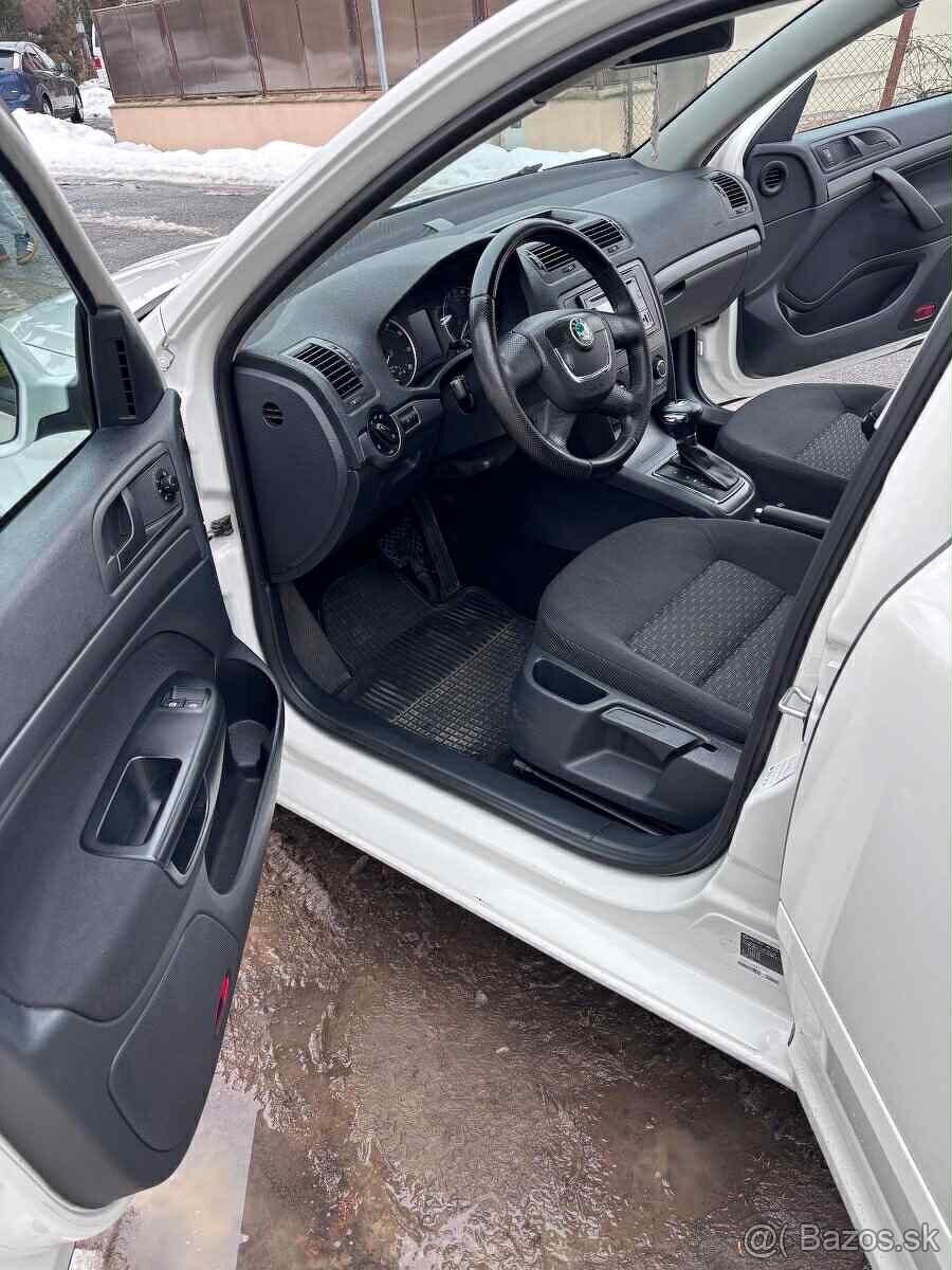 Škoda Octavia 1,2tsi,,DSG, r.v.2010 - 9