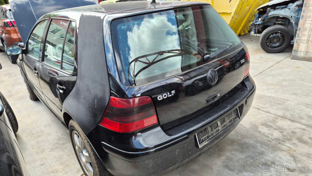 Volkswagen Golf IV 1,9tdi 66kw - 9