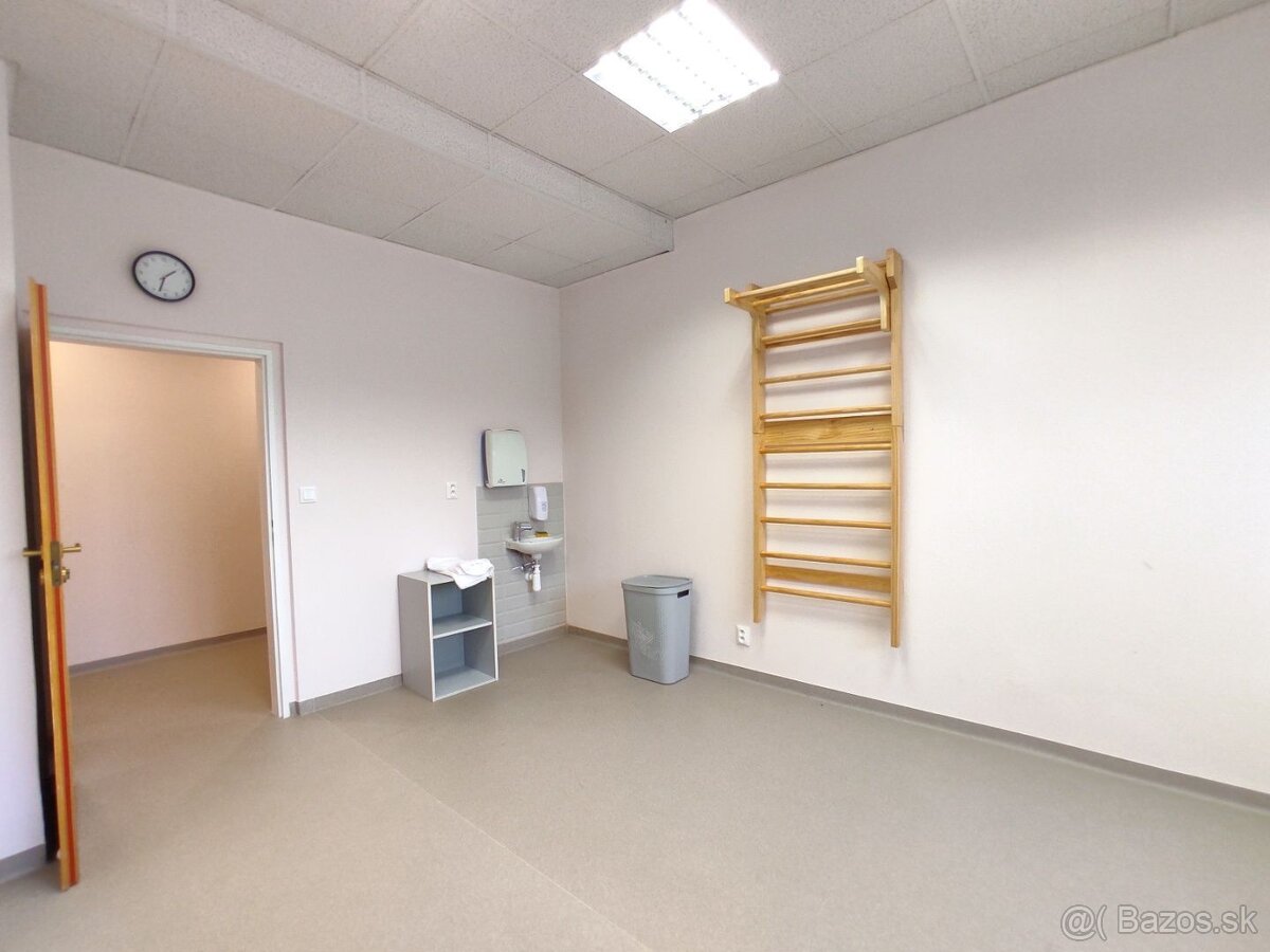 Holiday Inn Bajkalská - Priestory vhodné na fyzio, masáže, k - 9