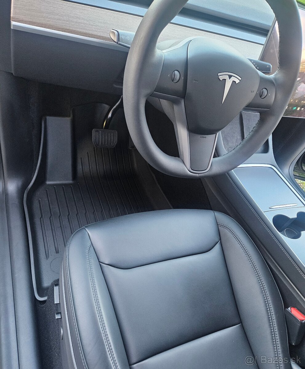 Tesla Y, LR,AWD,Berlín, 34500 km. - 9