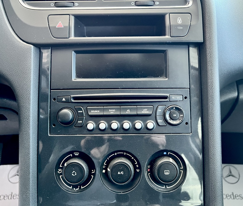 Peugeot 5008 7 miest 1.6 HDI - 9