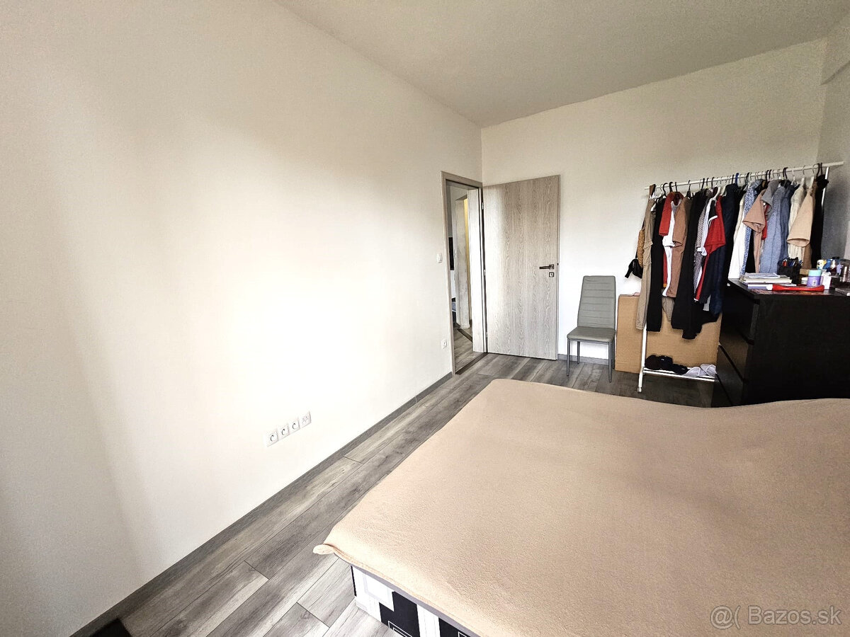 SENEC - NA PREDAJ EXKLUZÍVNE IBA U NÁS - 2 izbový byt v cent - 9
