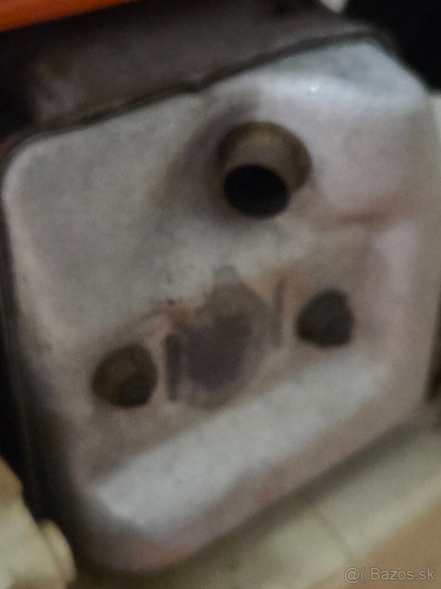 Stihl ms 250/C motorova pila top stav - 9