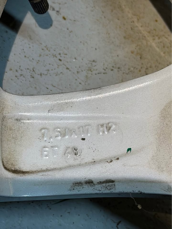 4 x disky na subaru alutec 7.5jx17h2 et48 5x100 kba48526 - 9