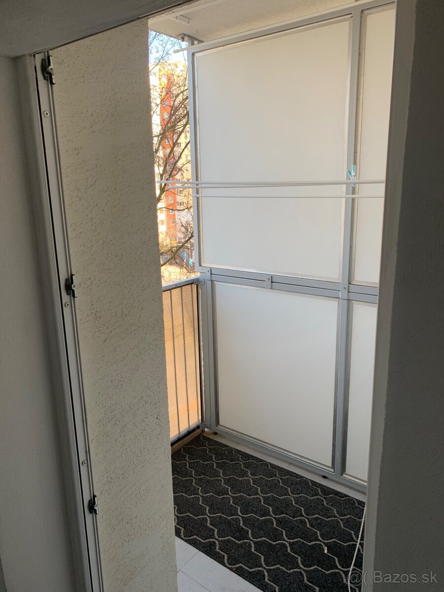 1izb byt v centre mesta na prenájom - 9