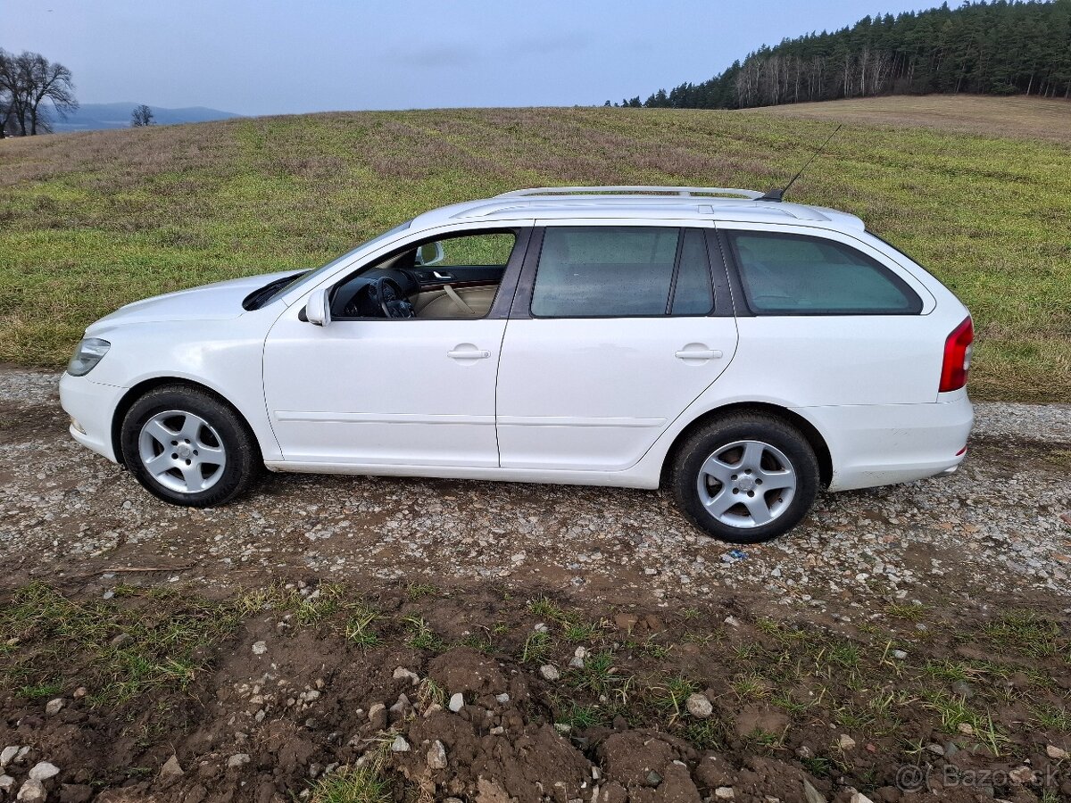Škoda Octavia combi, 1.4 TSI 90KW DSG Automat - 9