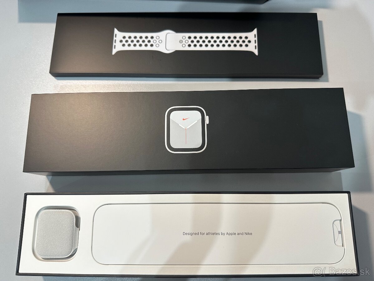 ⌚ Apple Watch Series 5 Nike 40 mm – kompletné balenie - 9