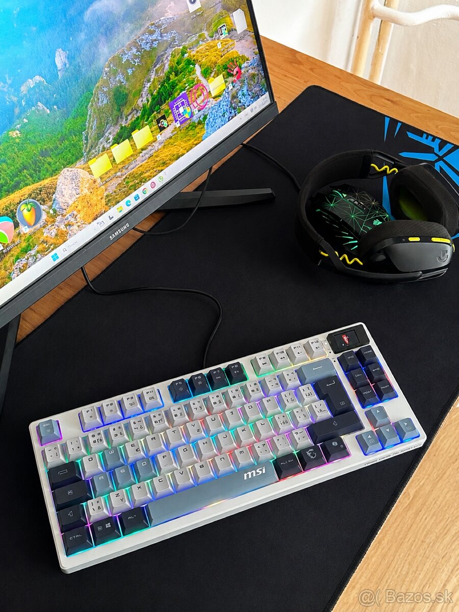 Predám klávesnicu MSI Forge GK600 TKL Wireless. - 9