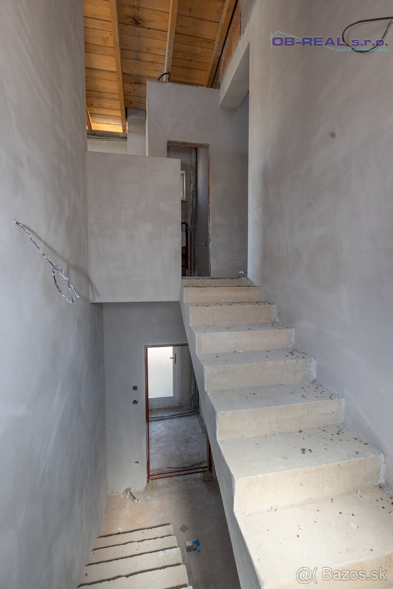 C_Predaj 3izb bytu 103m2 na 1.poschodí tehl. bytovky GA-HODY - 9