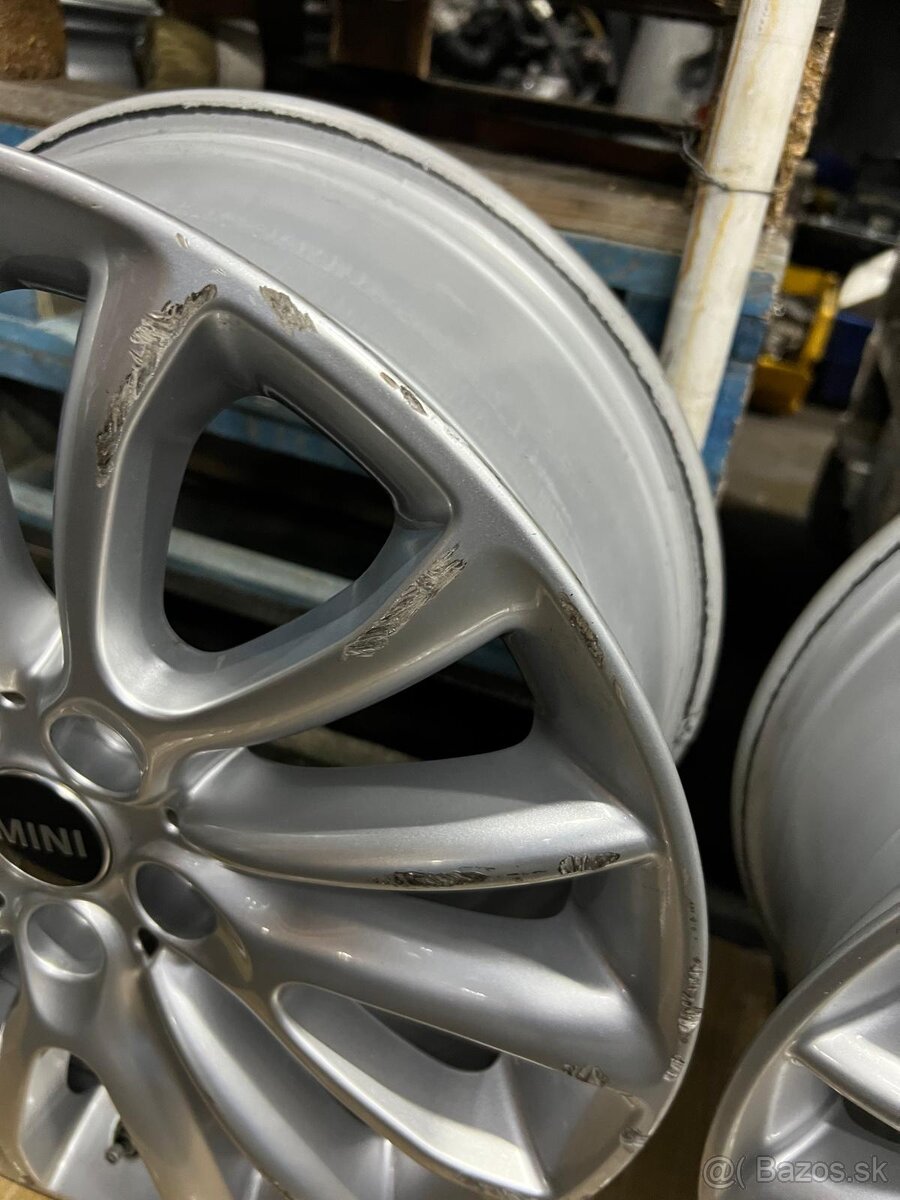 Elektróny Mini Cooper clubman r17 , 5x112 - 9