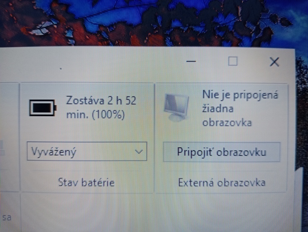 predám notebook Toshiba ,8gb ram , 240gb ssd , HDMI - 9
