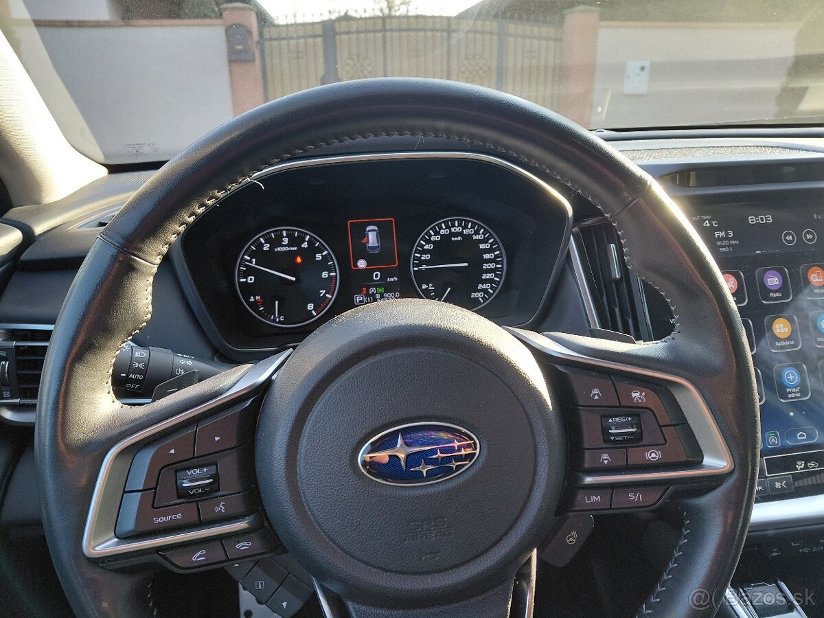 Subaru Outback 2.5i ES Premium AWD Lineartronic - 9