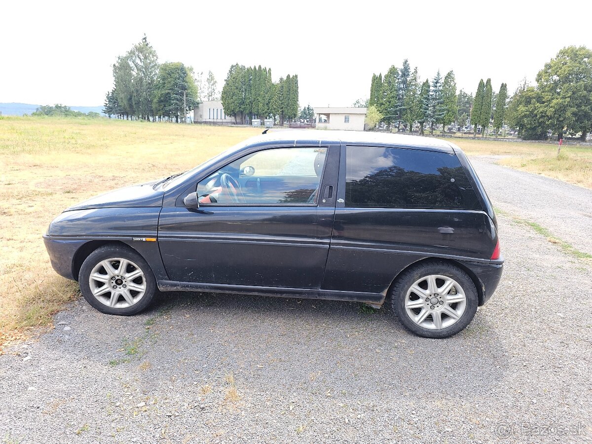 Predam Lancia Ypsilon - 9