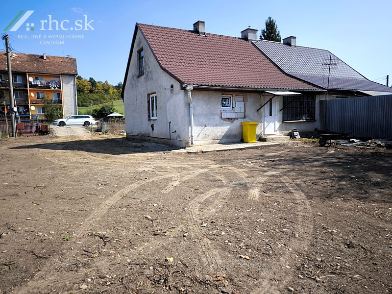 DOM VHODNÝ AJ NA CELOROČNÉ BÝVANIE - VYŠNÝ ORLÍK - 9