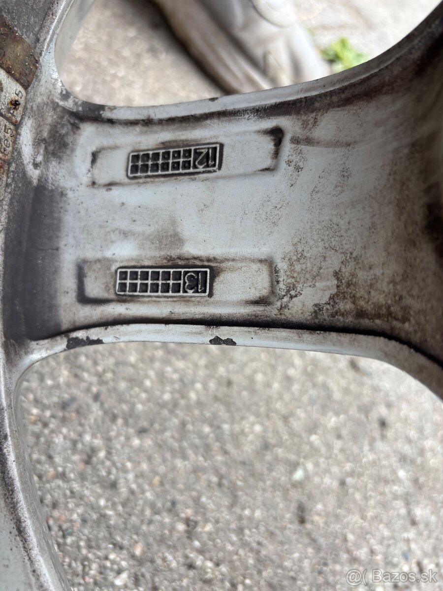 Audi originál disky 205/50 R17 - 9