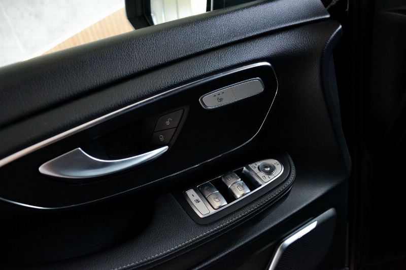Mercedes-Benz V trieda V250 d lang Avantgarde 4MATIC A/T - 9