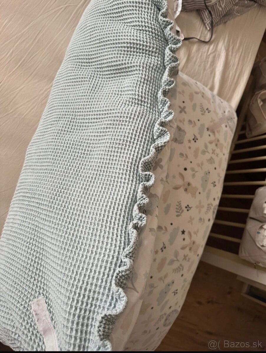 Hniezdo/ perinky/ set do postieľky - 9