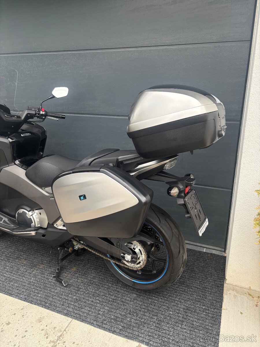 Honda Integra NC750D ABS - 9