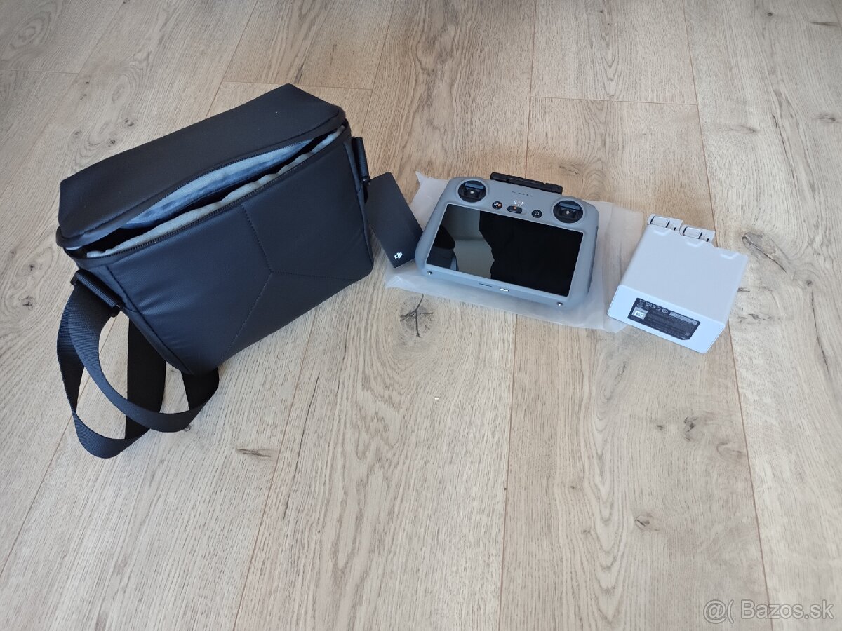 Dji mini 4 pro v fly more combo setu + príslušenstvo - 9