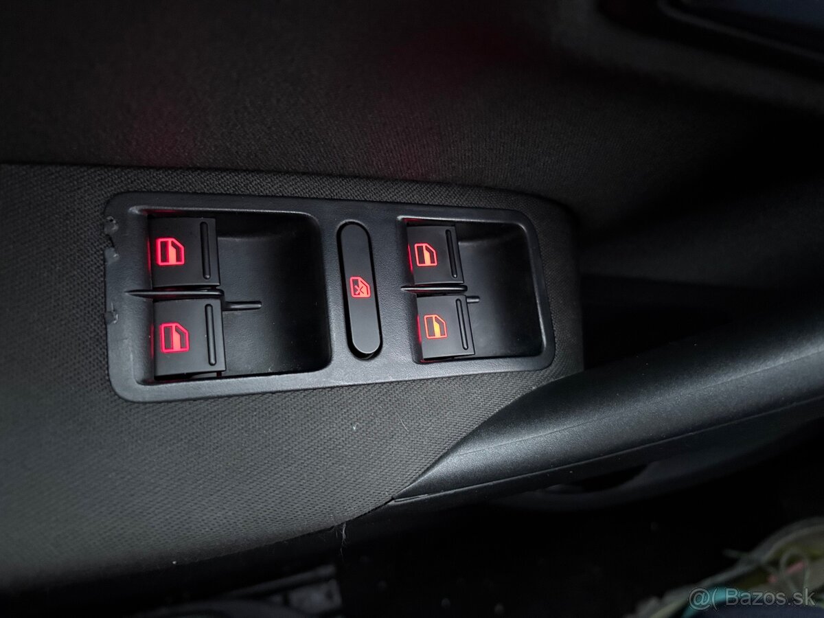 🚗 Volkswagen Polo 1.2 12V Highline - 9