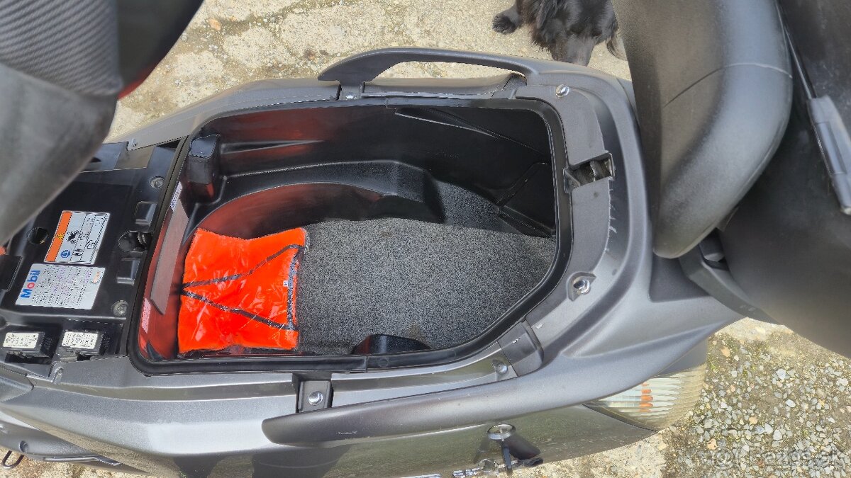 Honda Silver Wing FJS400 - 9