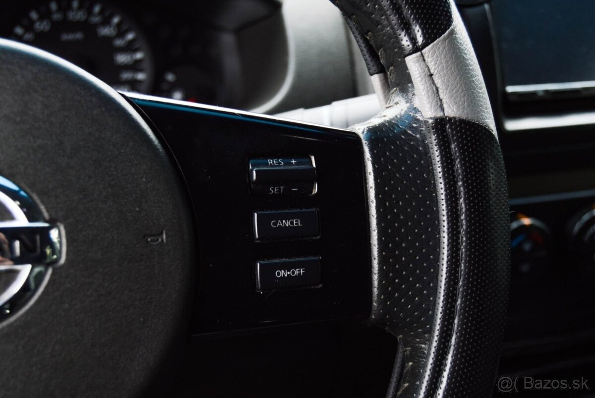 Nissan Navara DoubleCab 2.5D LE A/T - 9